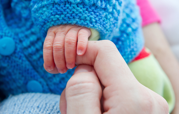 obach newborn hand
